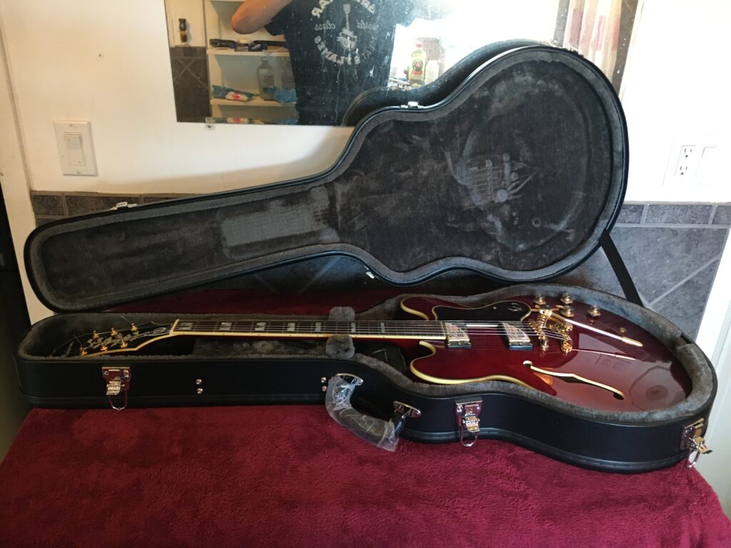 Epiphone Sheraton with Les Trim in the guitar case